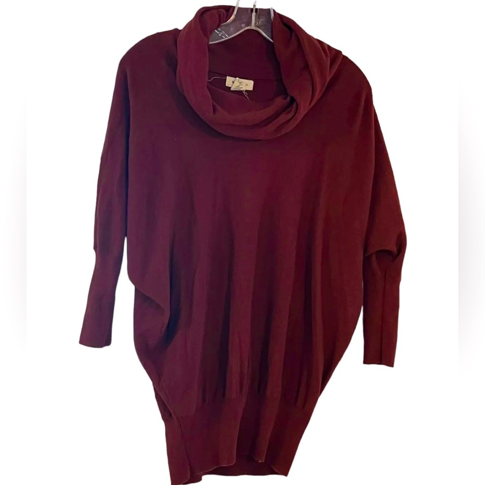 Yes Lola Turtleneck Sweater Womens  Burgundy Sz S
